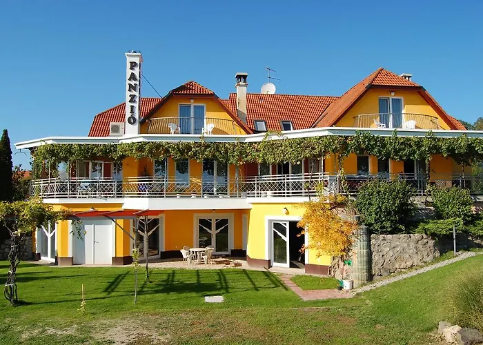 Judit Panzio Pensión